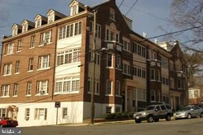 Property Photo:  501 Charlotte Street C  VA 22401 
