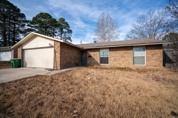 Property Photo:  16 Glenbrook Place  AR 72120 