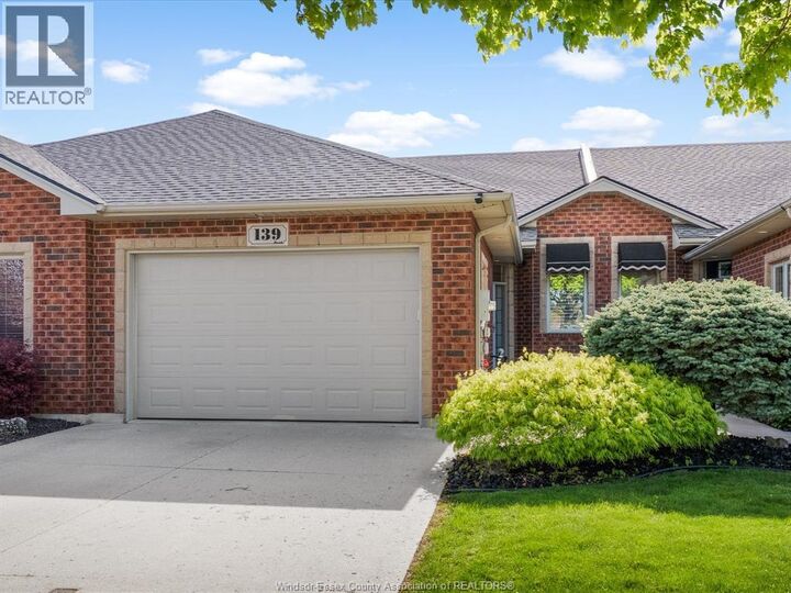 Property Photo:  139 Woodycrest Avenue  ON N9Y 4G3 