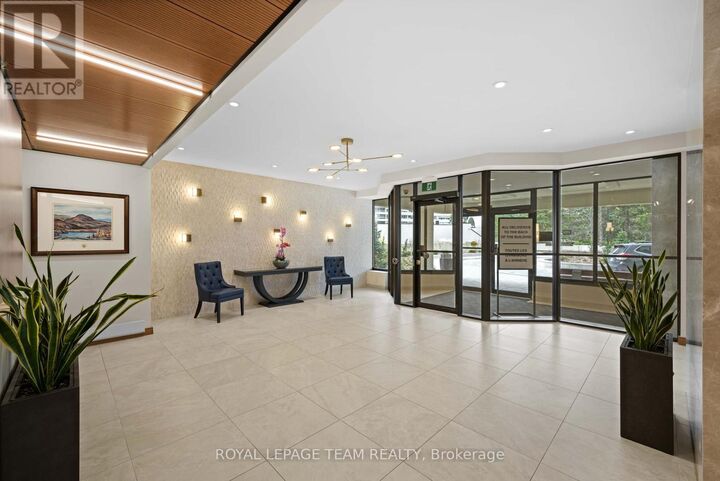Property Photo:  1500 Riverside Drive 1507  ON K1G 4J4 