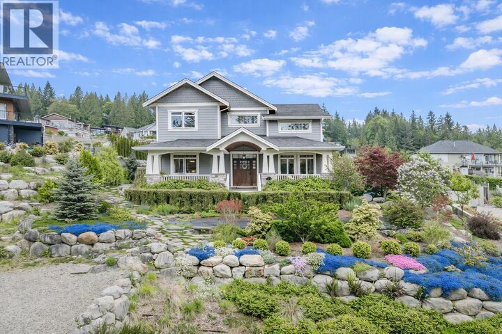 Property Photo:  791 Courtney Road  BC V0N 1V1 