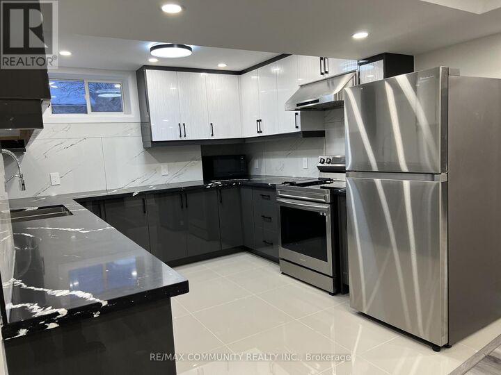 Property Photo:  21 Hazeldine Drive Bsmt  ON L1T 4X7 
