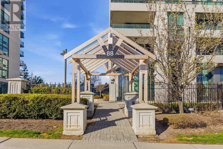 Property Photo:  88 Grangeway Avenue 1109  ON M1H 0A2 