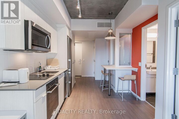 Property Photo:  105 Champagne Avenue South 2912  ON K1S 5E5 