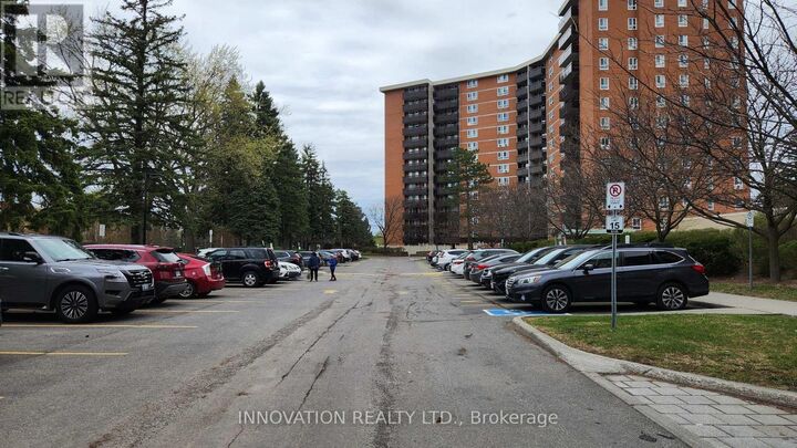 Property Photo:  2000 Jasmine Crescent 1108  ON K1J 8K4 