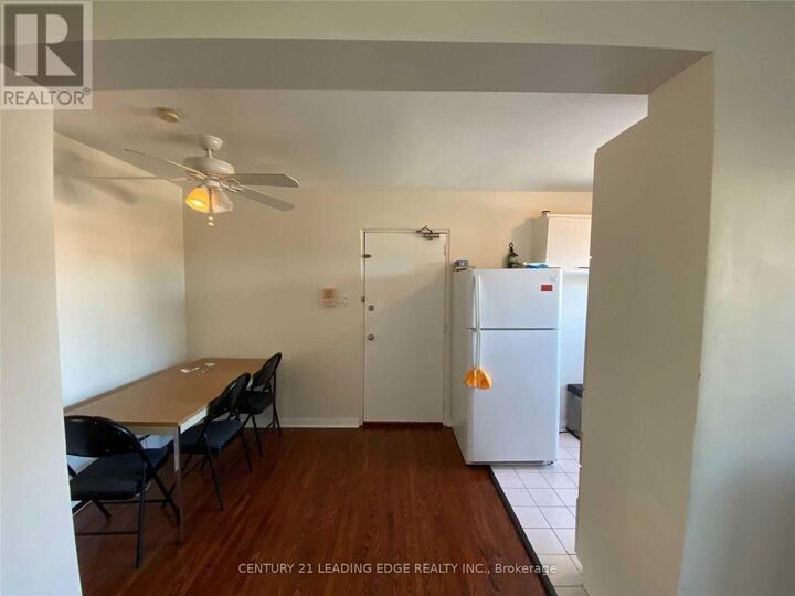 Property Photo:  108 Huntington Avenue 202  ON M1K 4L5 