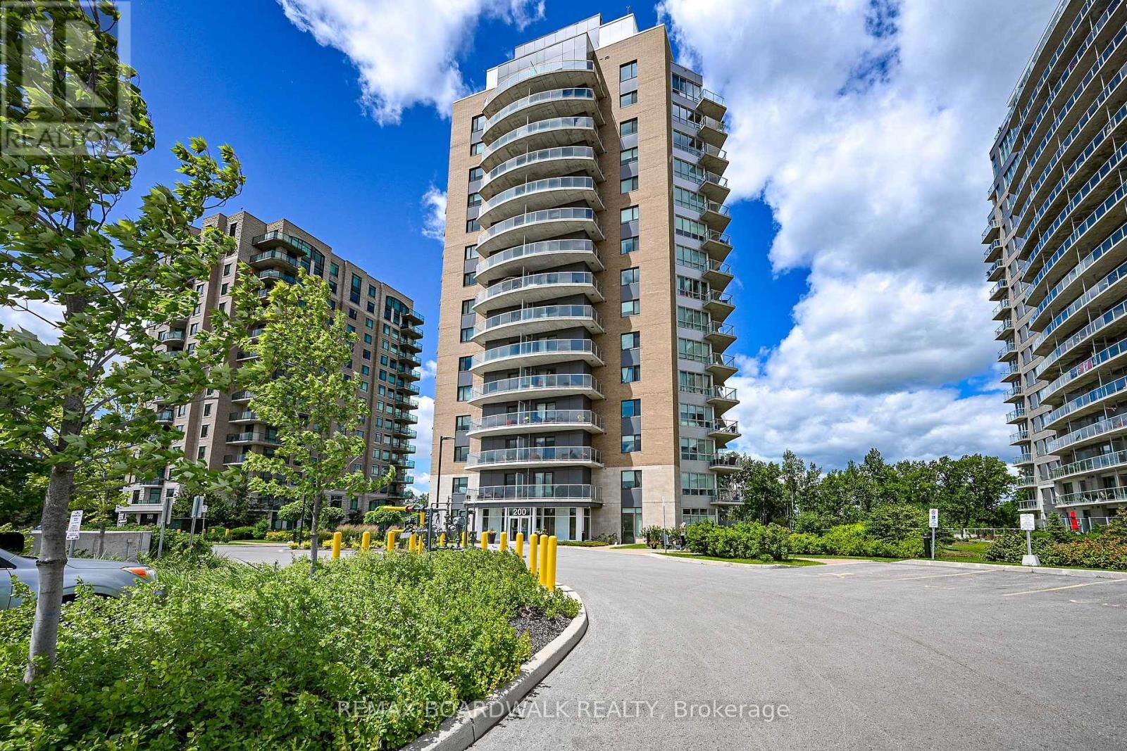 Property Photo:  200 Inlet Private 1402  ON K4A 5H3 