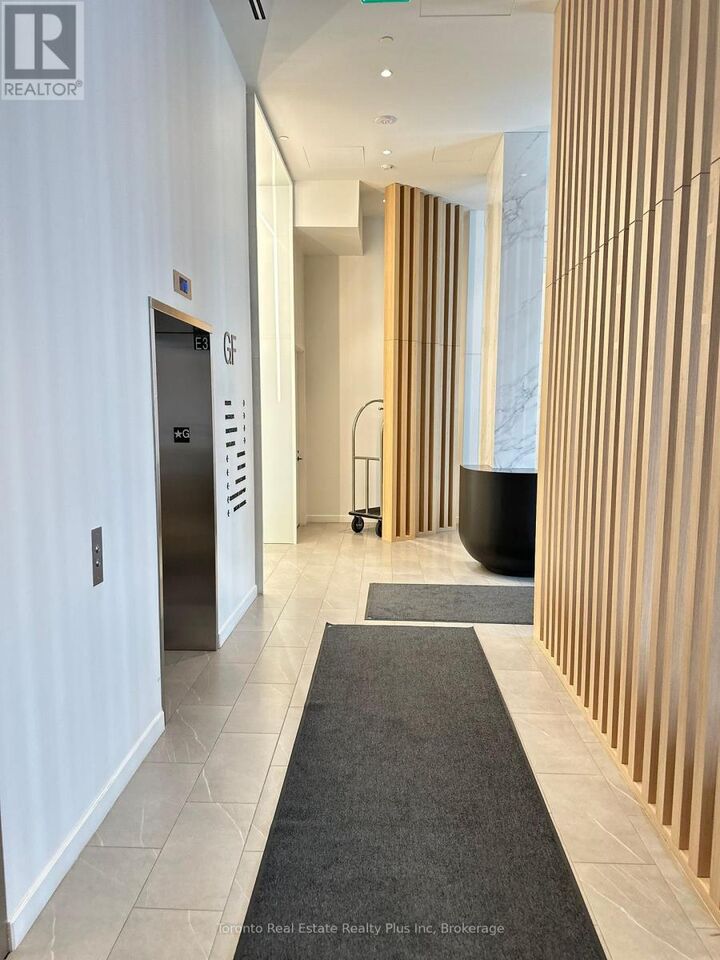 Property Photo:  3009 Novar Road 1808  ON L5B 0P9 