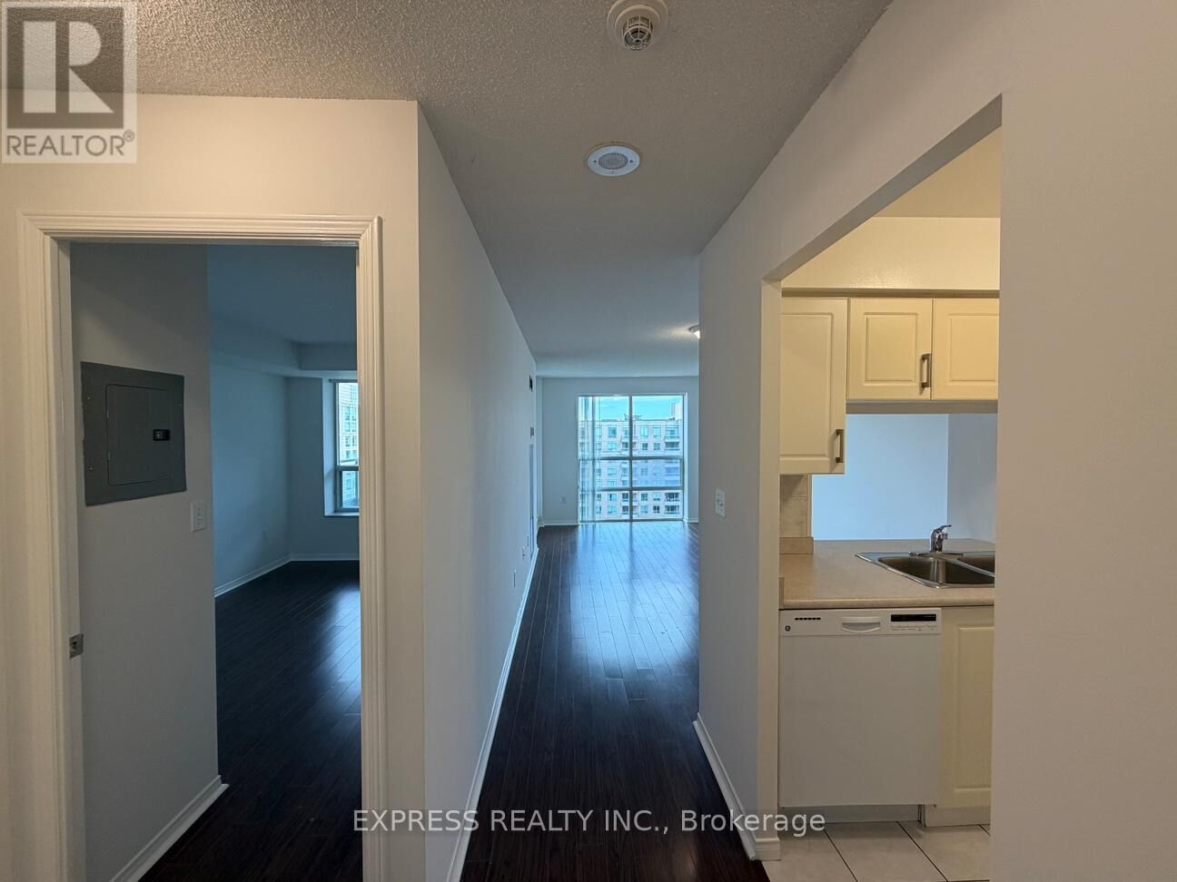 Property Photo:  1 Pemberton Avenue 1205  ON M2M 4L9 