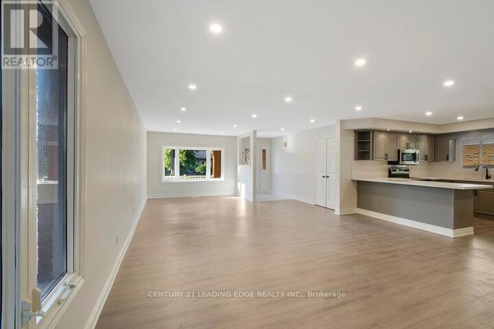 Property Photo:  6671 Main Street  ON L4A 6B3 