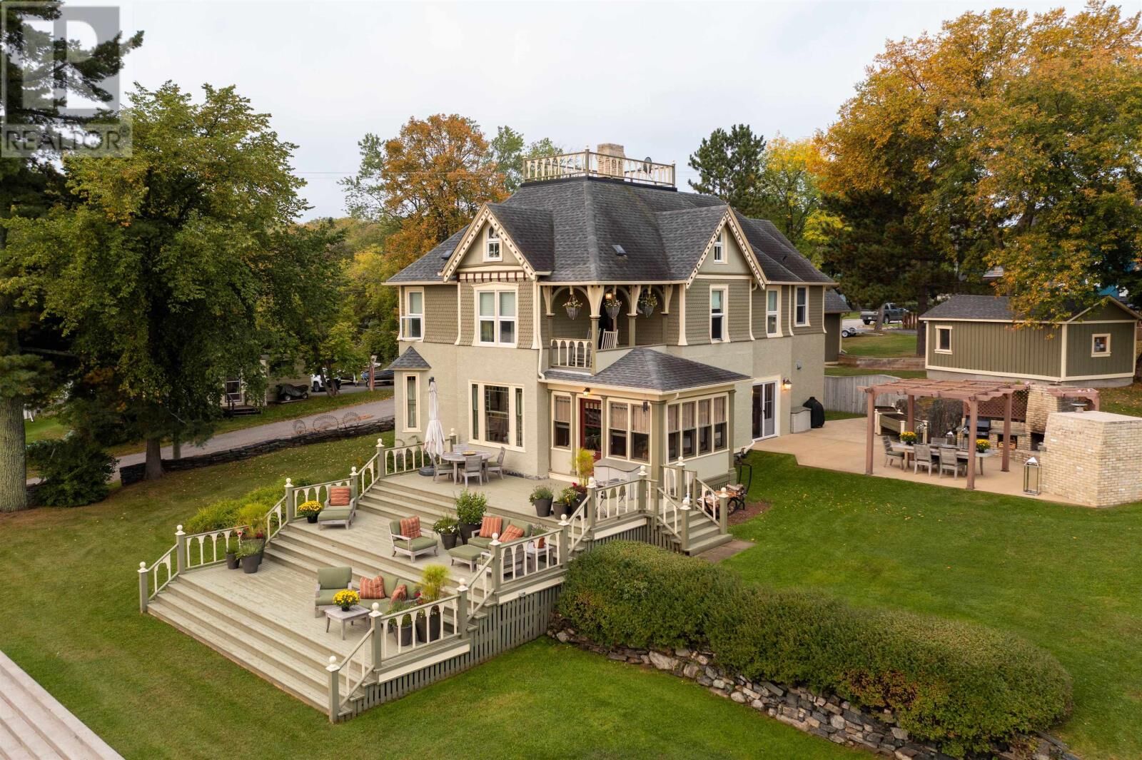 Property Photo:  108 Ottawa St  ON P0X 1C0 