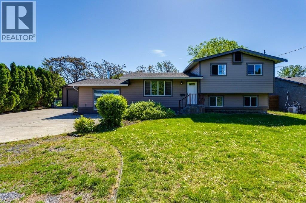 Property Photo:  2559 Benvoulin Road  BC V1W 2C9 