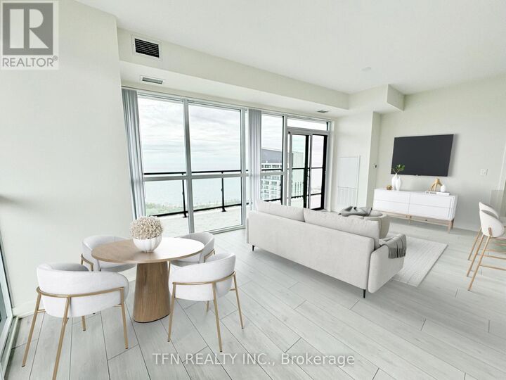 Property Photo:  38 Annie Craig Drive 4102  ON M8V 0G9 