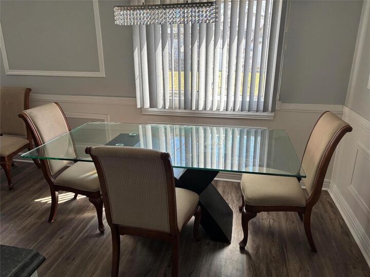 Property Photo:  300 Shorepointe Village Street  MB R0C 1B0 