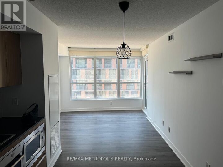 Property Photo:  80 Queens Wharf Road 602  ON M5V 0J3 