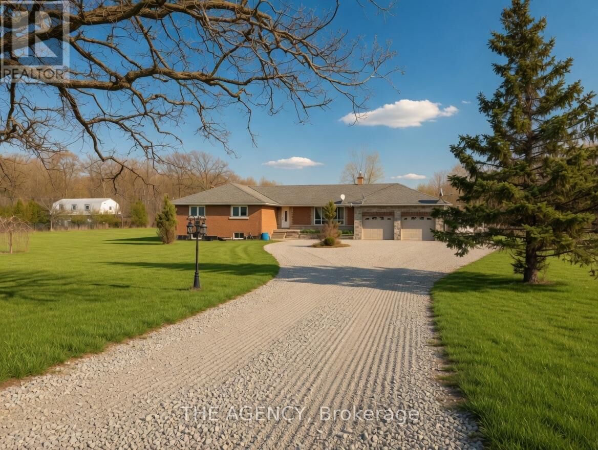 Property Photo:  295 Park Road South  ON L3M 4E7 