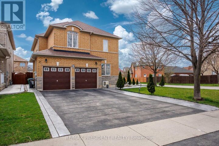 Property Photo:  3 Kidbrook Road  ON L6P 1Z8 