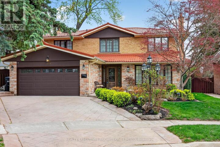 Property Photo:  1149 Spragg Court  ON L5C 2Z9 