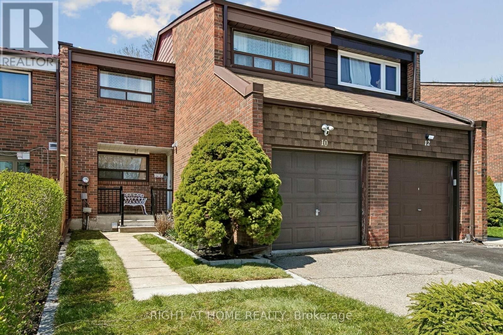 Property Photo:  10 Sachems Place  ON M1B 1E6 