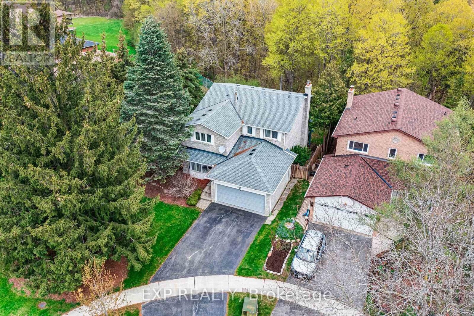Property Photo:  43 Abraham Avenue  ON L3T 5G7 