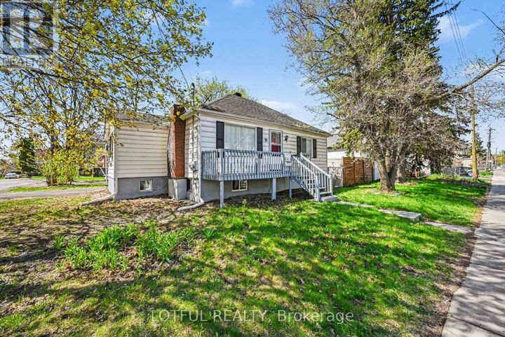Property Photo:  98 Queen Mary Street 1  ON K1K 1X7 