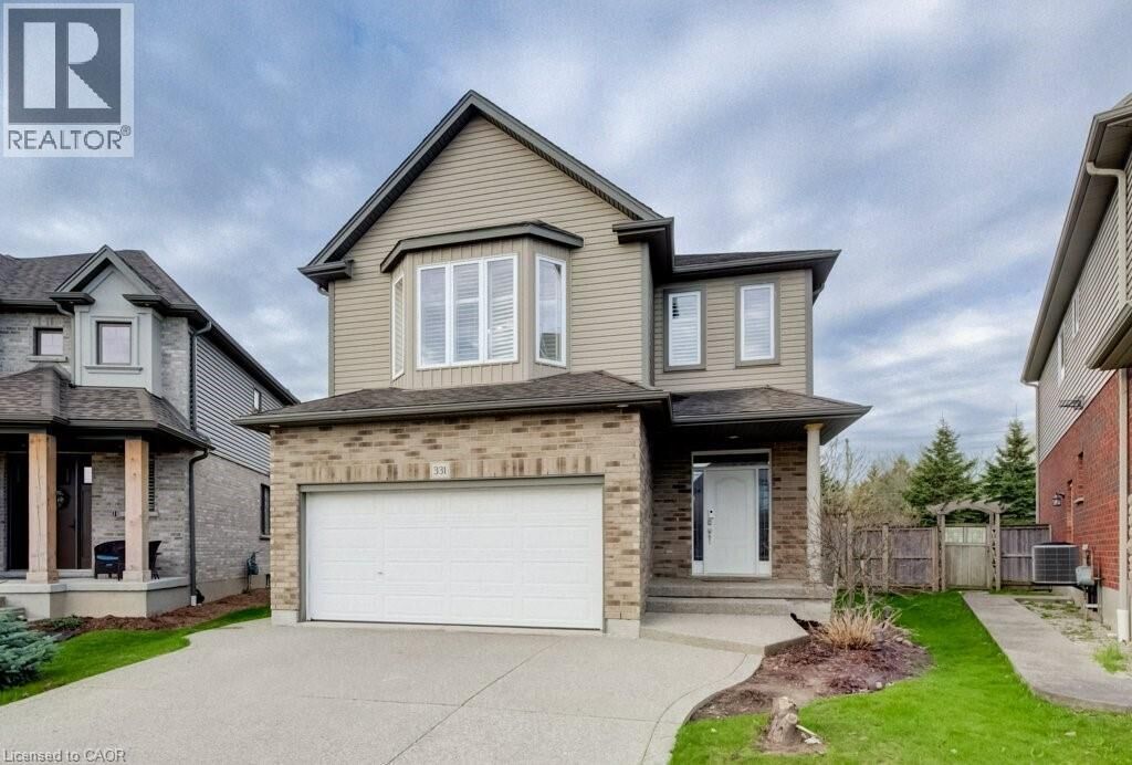 Property Photo:  331 Westpark Crescent Upper  ON N2T 3A2 