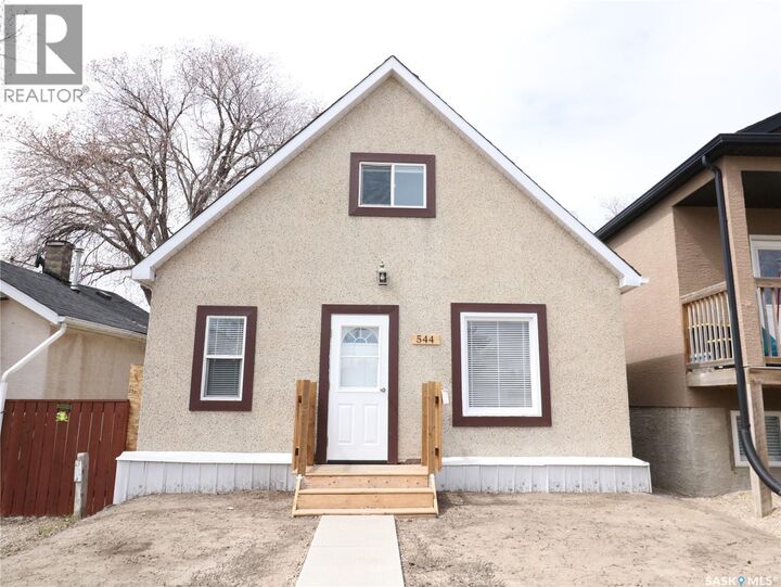 Property Photo:  544 Osler Street  SK S4R 1W1 