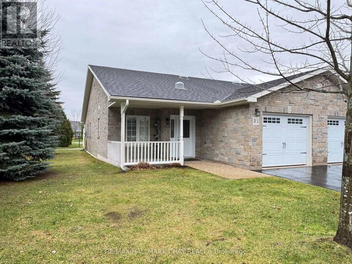 Property Photo:  31 Garden Grove Crescent  ON L9Z 0E6 