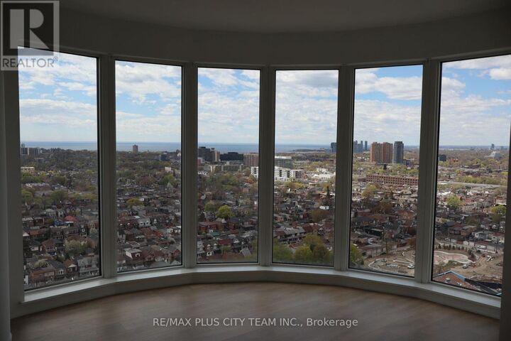 Property Photo:  1185 Dupont Street 2110  ON M6H 0G5 