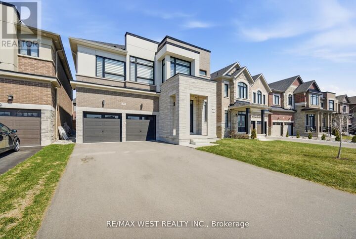 Property Photo:  99 Coldwell Bay Circle  ON L4H 5E9 