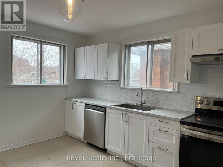 Property Photo:  232 Vine Street  ON L2M 4T1 