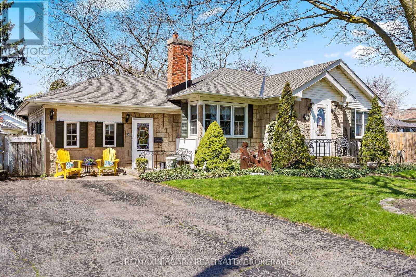 Property Photo:  39 Maplewood Drive Lower  ON L2M 3P1 