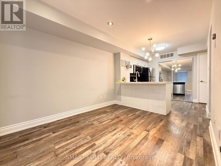 Property Photo:  10 Laidlaw Street 725  ON M6K 1X2 