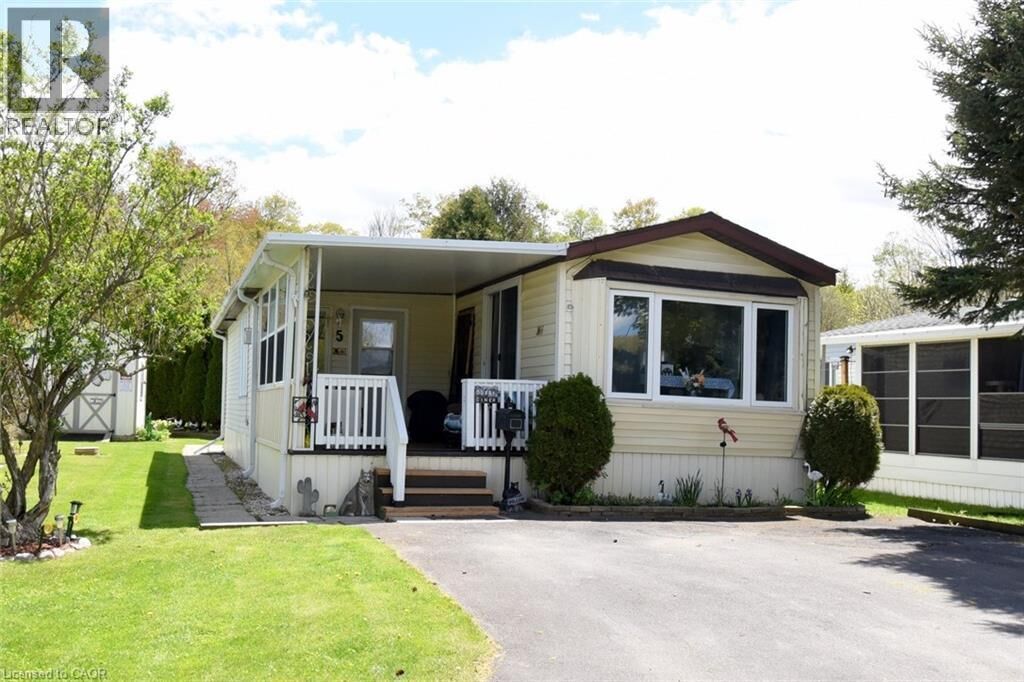 Property Photo:  2490 Governors Road 5 Pondview  ON  