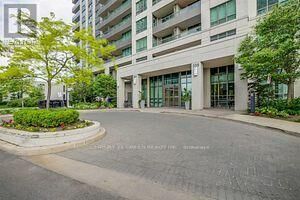 Property Photo:  335 Rathburn Road West 1701  ON L5B 0C8 