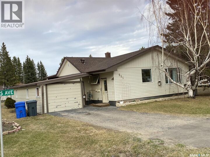 Property Photo:  515 + 511 Springs Avenue  SK S0A 3V0 