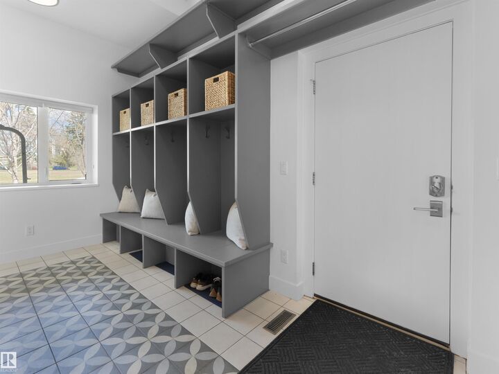 Property Photo:  11251 79 Avenue NW  AB T6G 0P2 