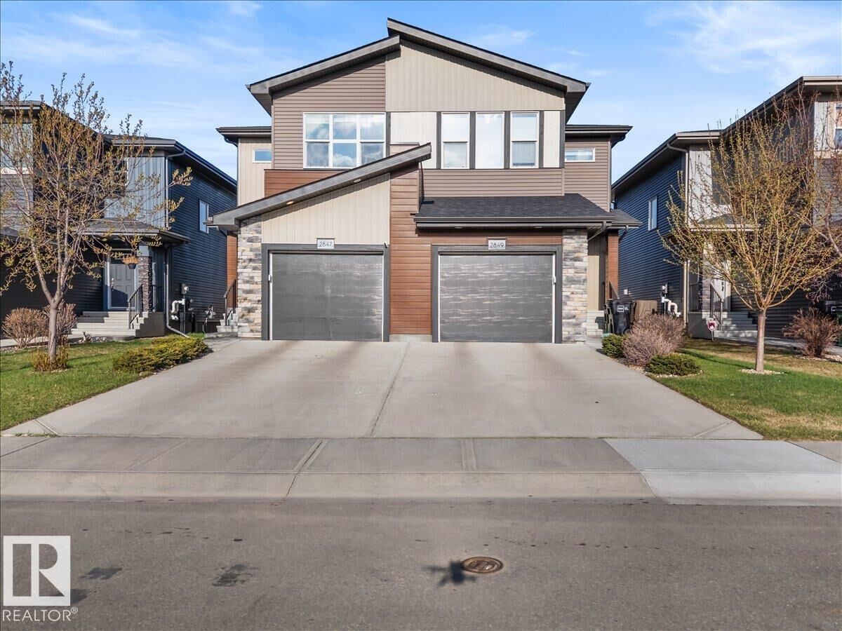 Property Photo:  2847 Koshal Crescent SW  AB T6W 3J8 