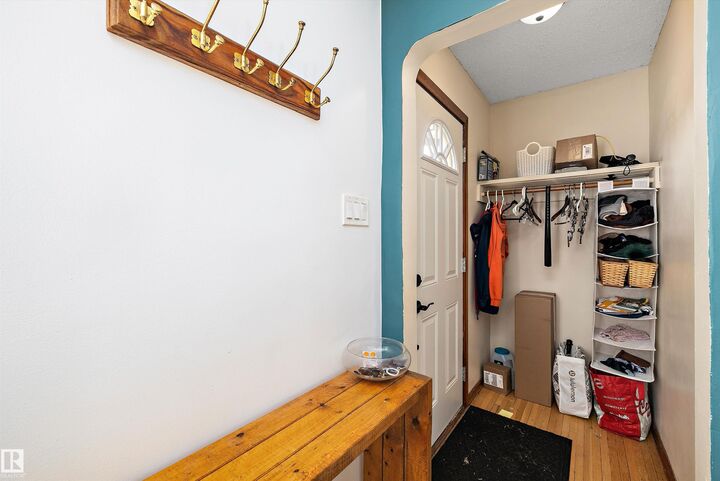 Property Photo:  11607 141 Street NW  AB T5M 1T7 