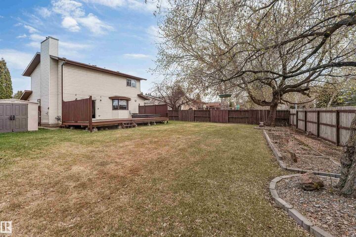Property Photo:  3619 34A Avenue NW  AB T6L 3Y8 