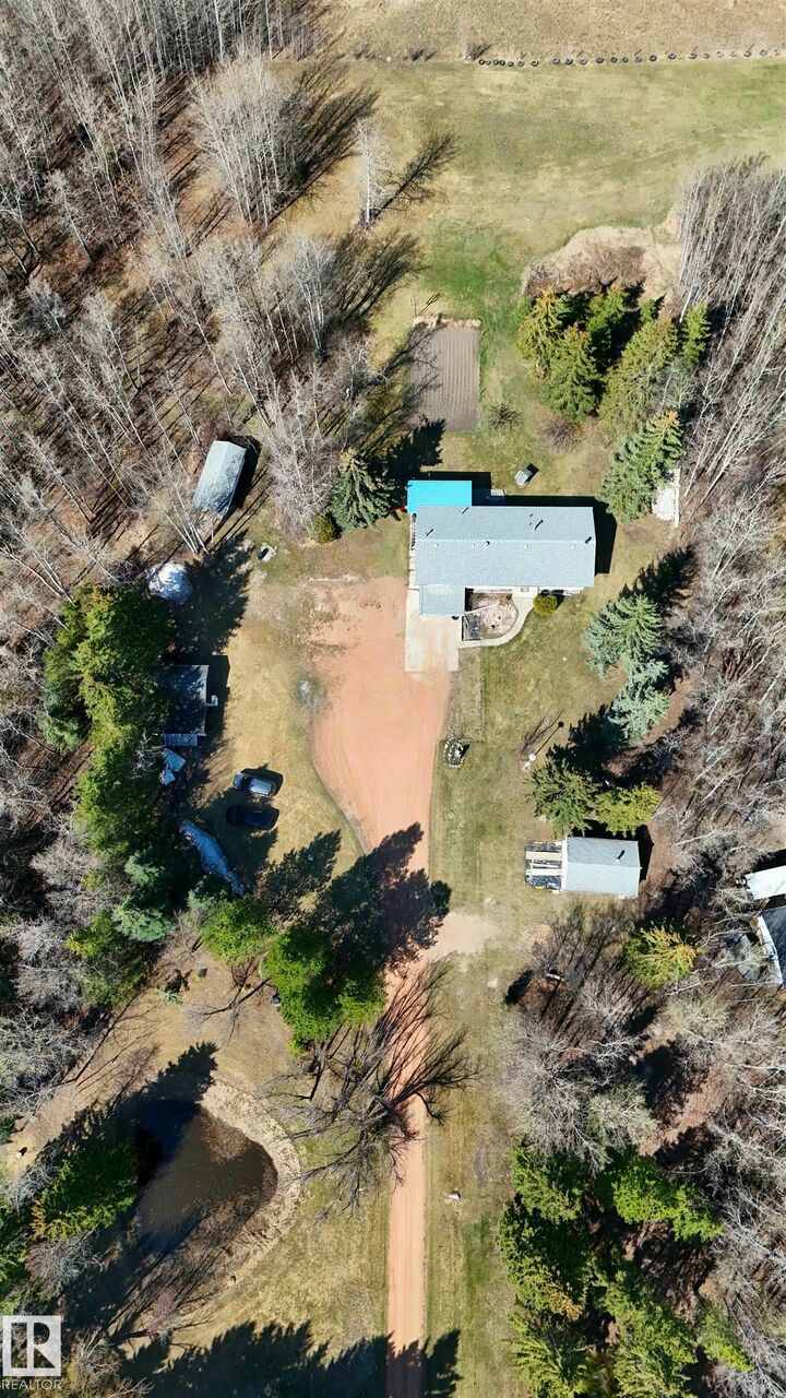 Property Photo: 4701 22 Street AB T0C 2C0
