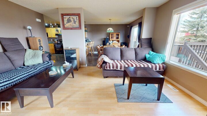 Property Photo:  548 Wiseman Lane NW  AB T6T 1N7 