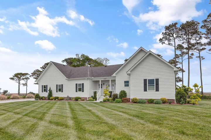 Property Photo:  20458 Crippen View  VA 23421 