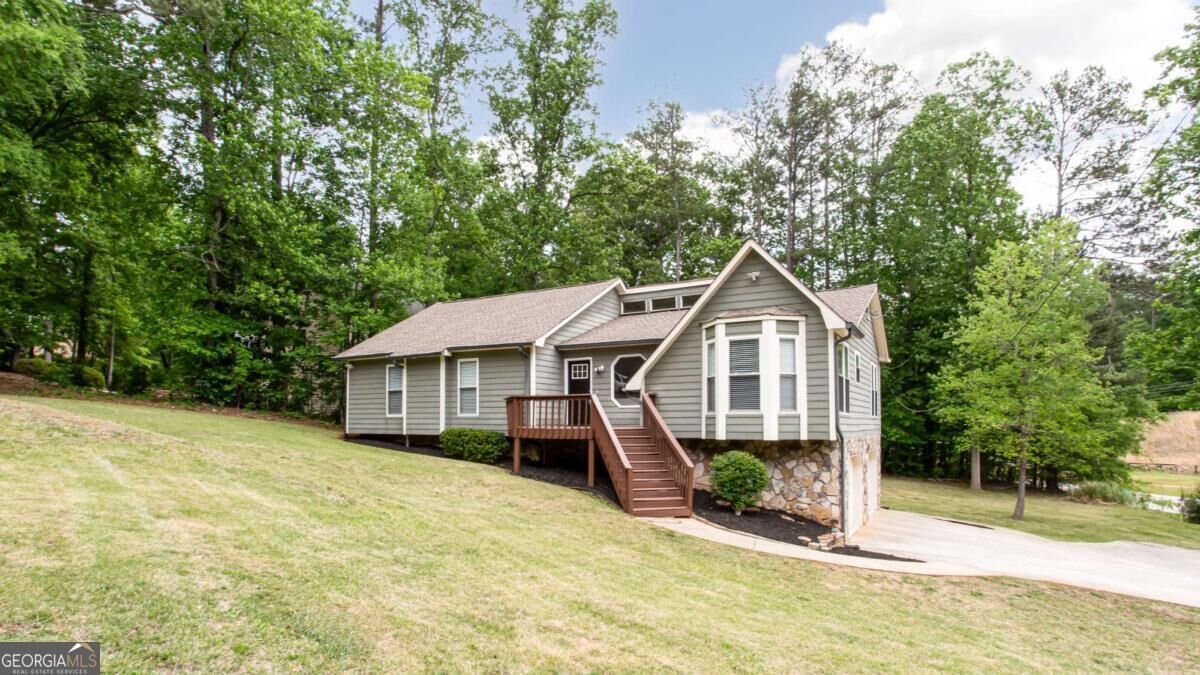 Property Photo: 4909 Millen Drive SE GA 30126