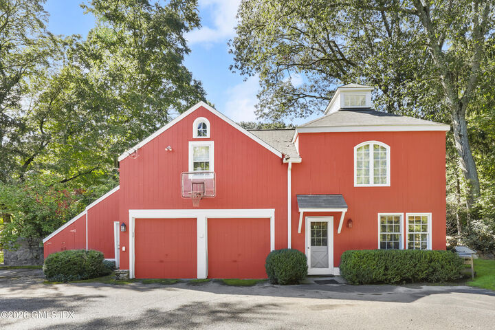 Property Photo:  195 Old Mill Road  CT 06831 