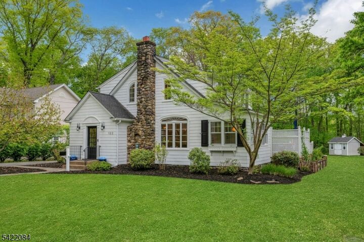 Property Photo:  122 Kenilworth Rd  NJ 07046 