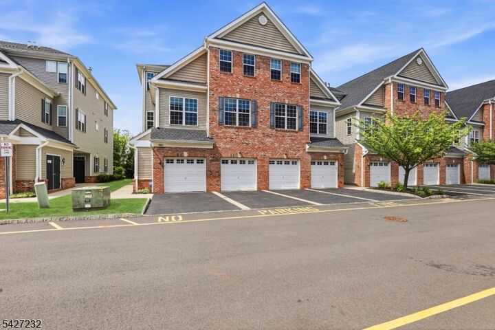 Property Photo:  9 Station Sq  NJ 07083 