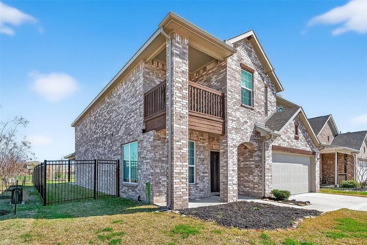 Property Photo:  205 Bonita Beach Drive  TX 77493 