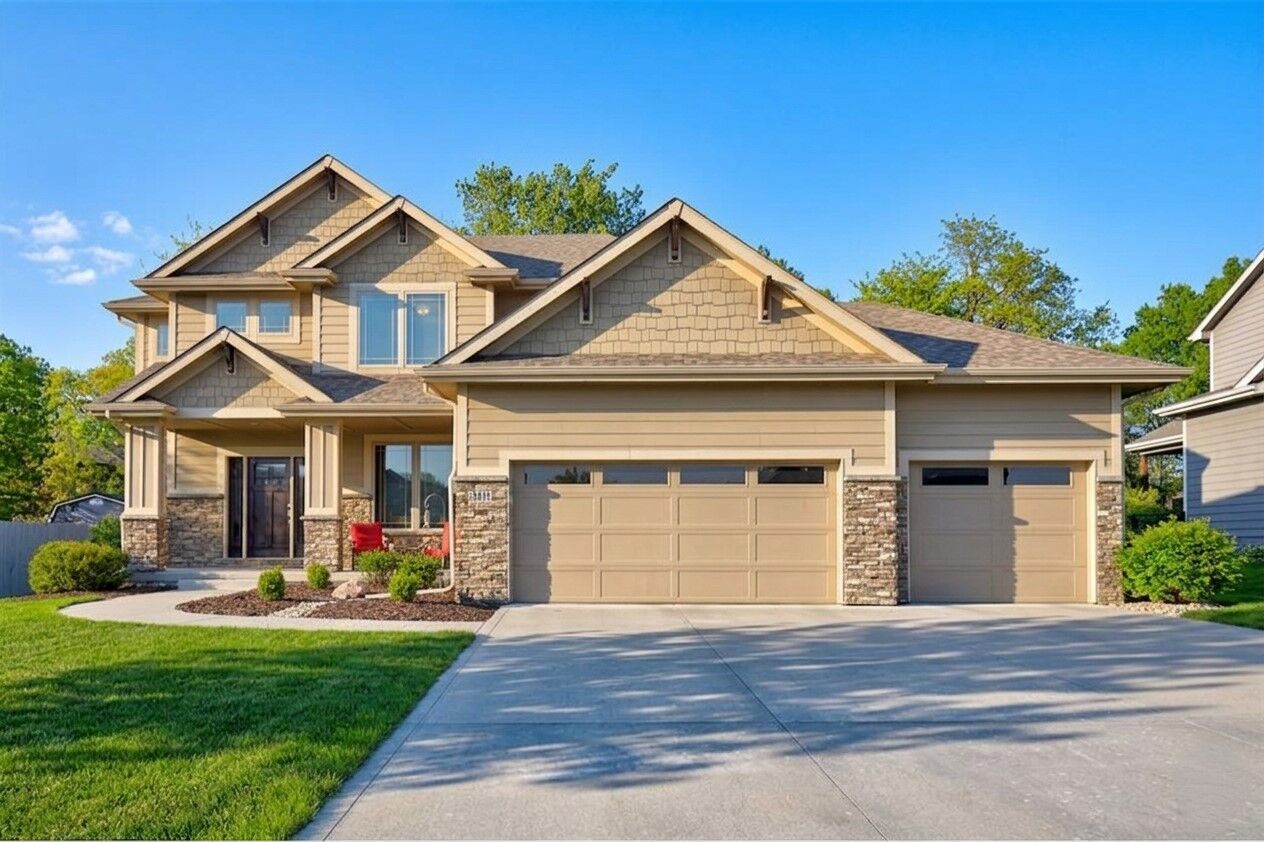 Property Photo: 3815 148th Street IA 50323