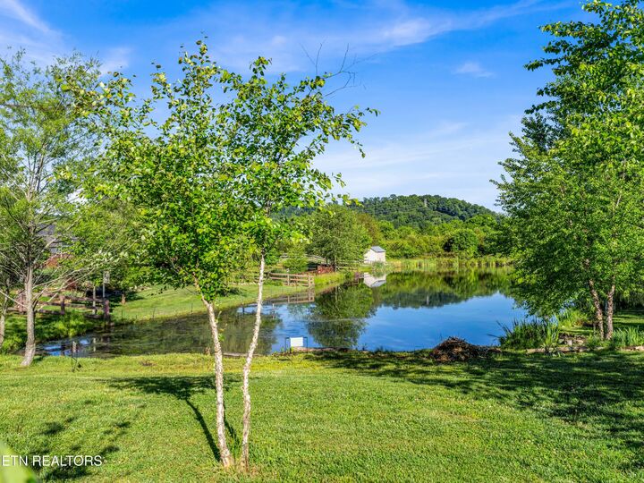 Property Photo:  7211 Anna Hulen Rd 4  TN 37721 